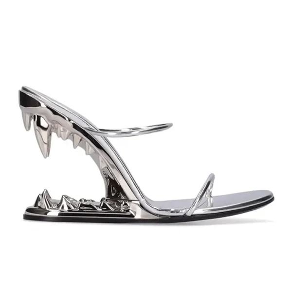 2023 European and American Summer New Fashion Metal Teeth Sandals with Profiled Heels High-heeled